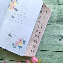 Biblia de Estudio Ser Mujer con Indice